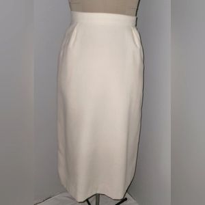 California Talls white skirt  Sz 7-8 🇺🇸